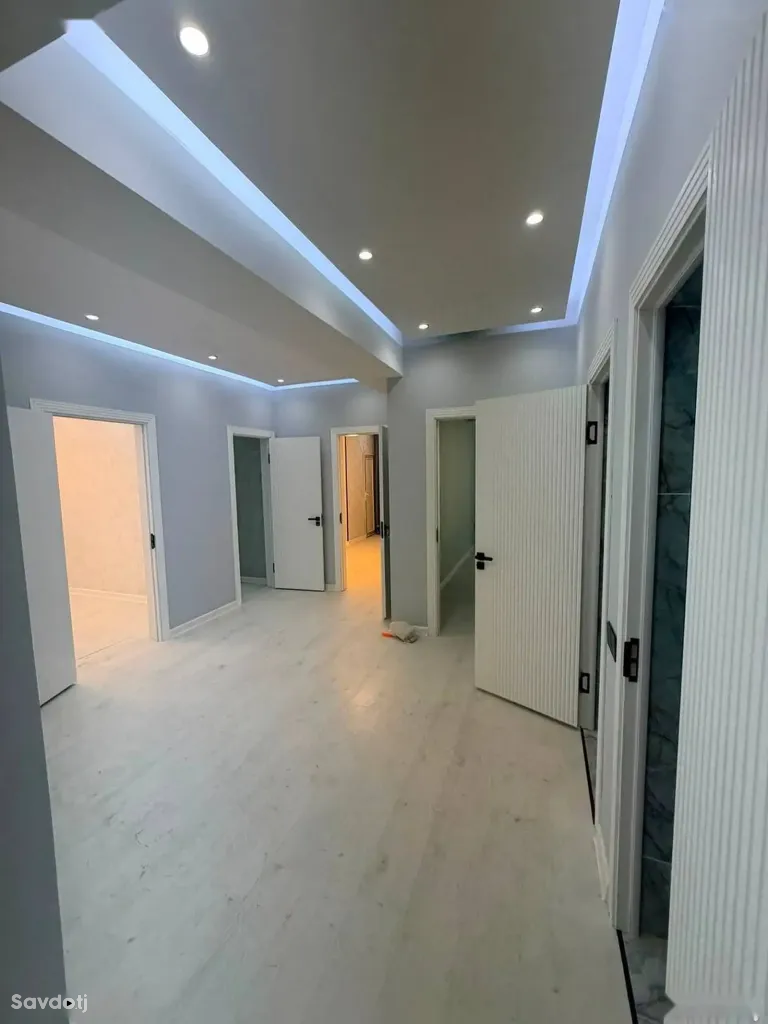 3-комн. квартира, 14 этаж, 91 м², сино