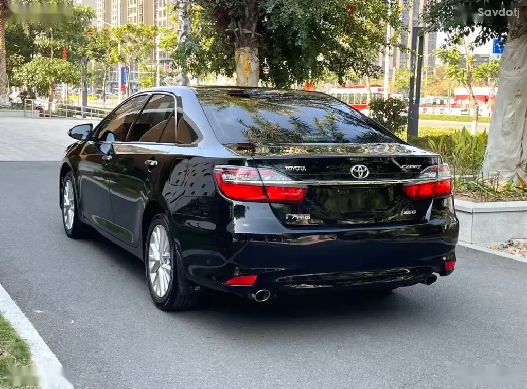Toyota Camry, 2015