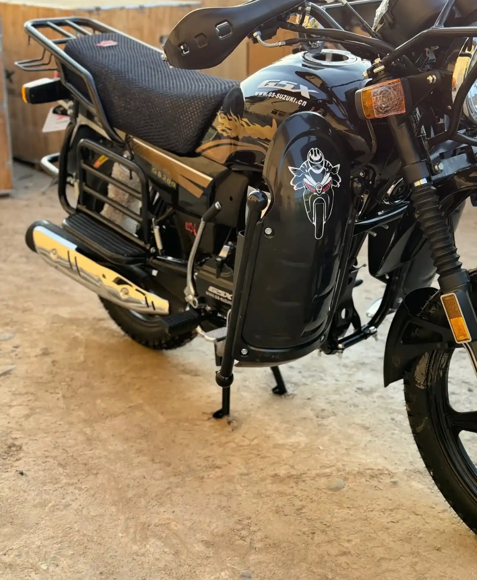 Мотоцикл GSX200