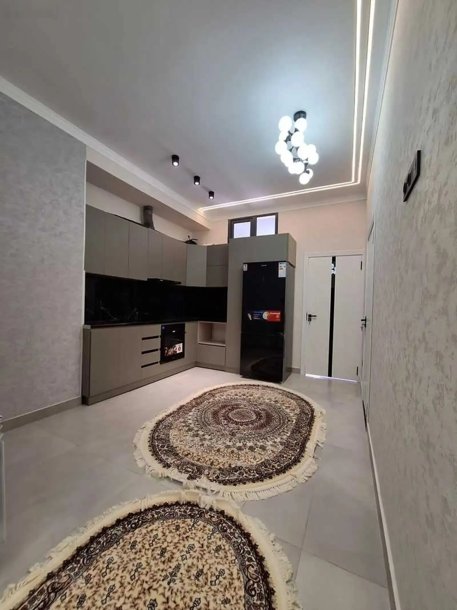 2-комн. квартира, 11 этаж, 73м², Овир Султонбей — фото 6