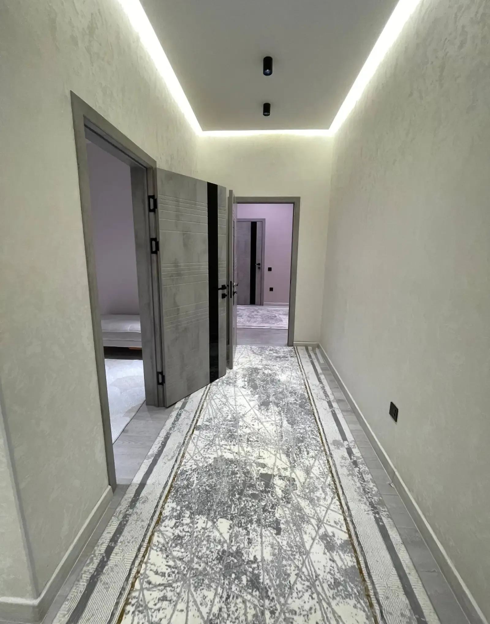 2-комн. квартира, 13 этаж, 82 м², Сино