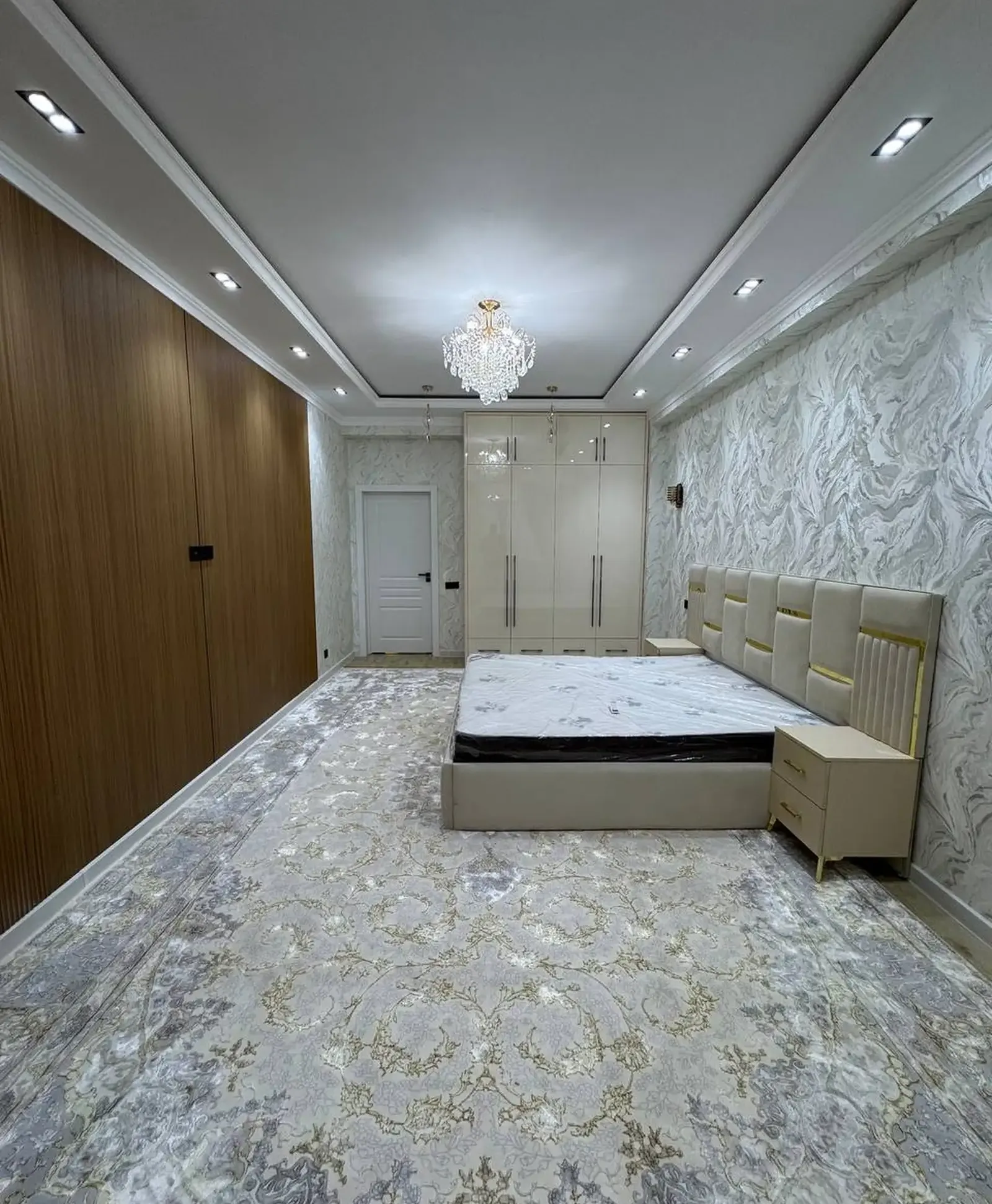 2-комн. квартира, 4 этаж, 105 м², Сомони