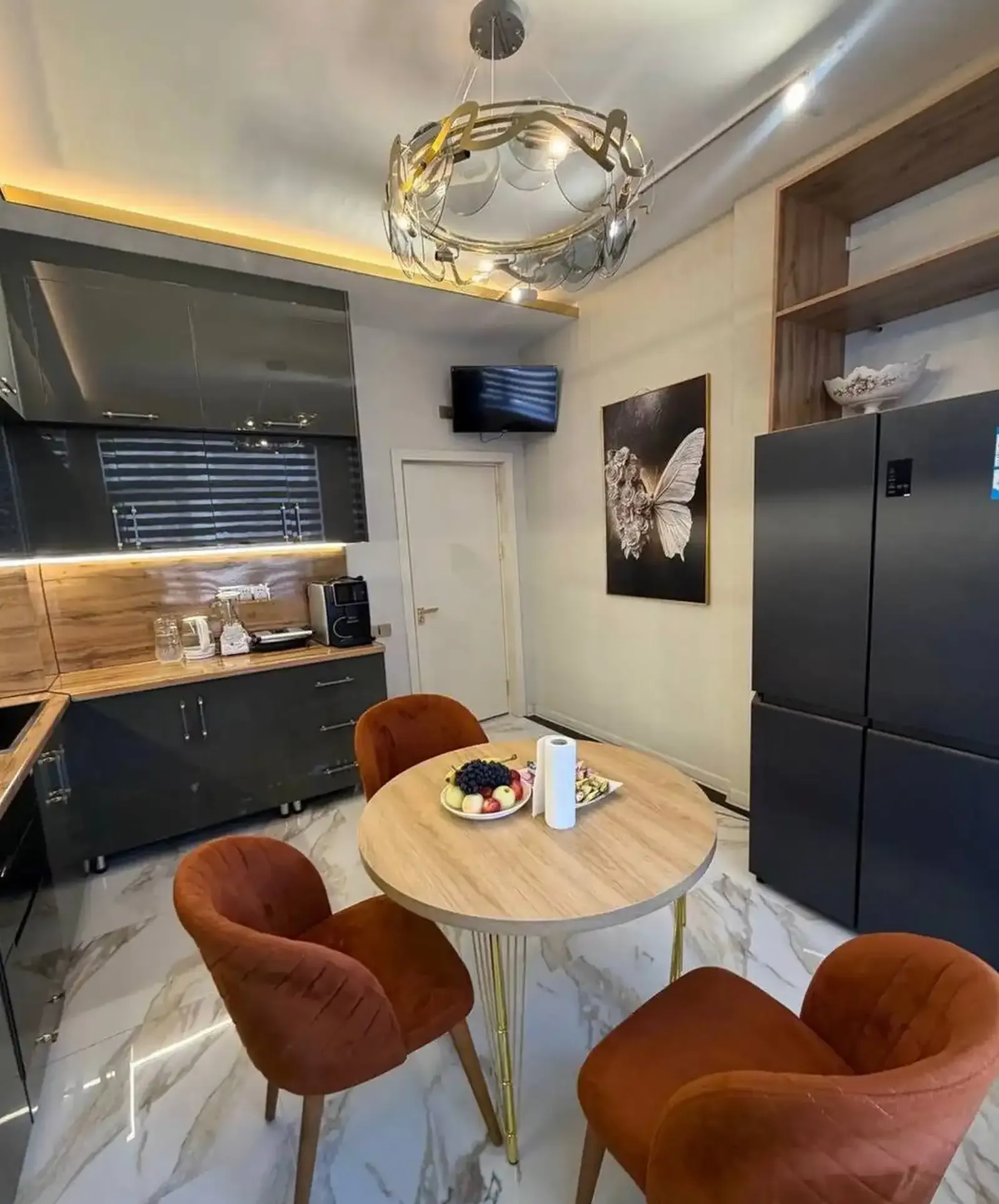 3-комн. квартира, 7 этаж, 117 м², Исмоили Сомони, Мехргон — фото 4
