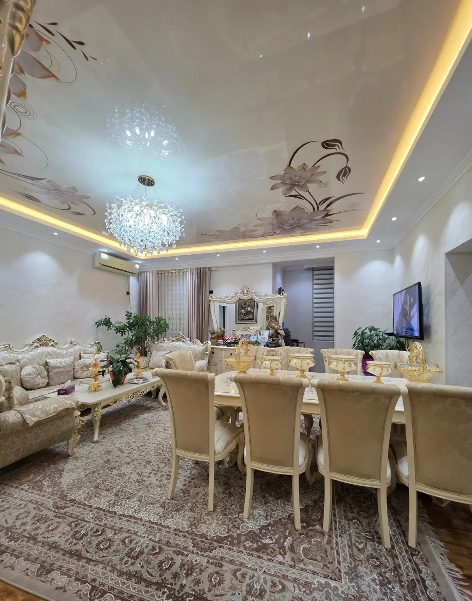 3-комн. квартира, 9 этаж, 130 м², Исмоили Сомони, дом Бурак