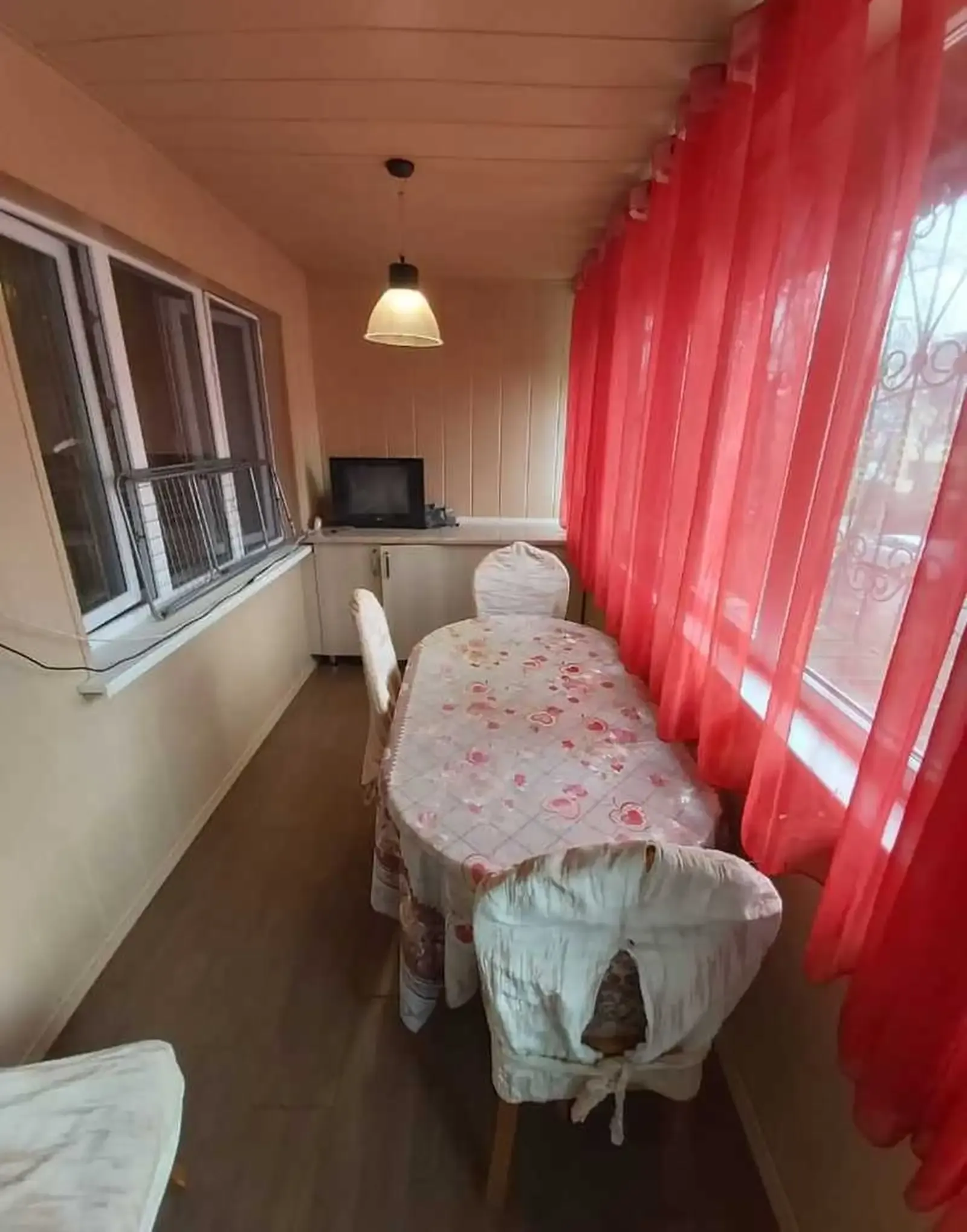 2-комн. квартира, 2 этаж, 60м², Сино