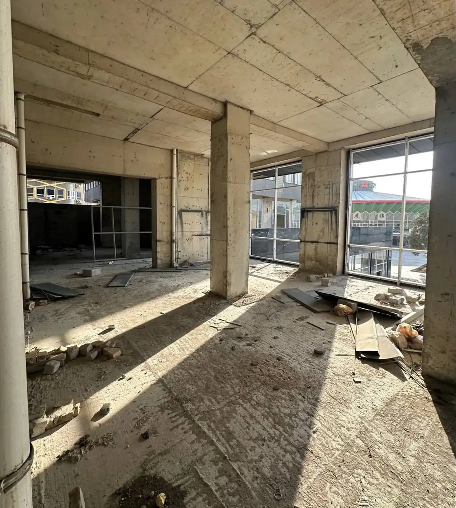 6-комн. квартира, 2 этаж, 500 м², Фирдавси, Цирк