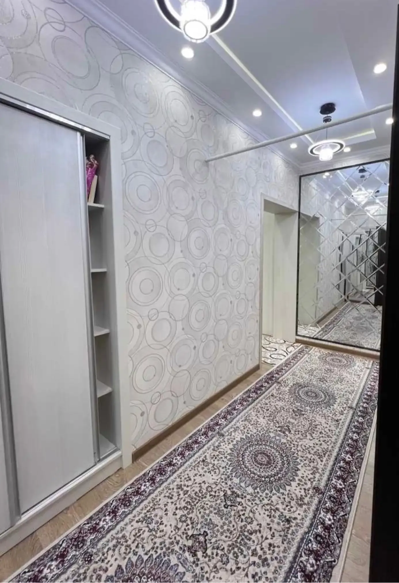 2-комн. квартира, 14 этаж, 64 м², Профсаюз
