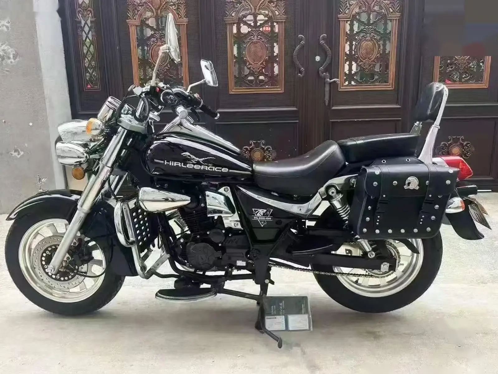 Мотоцикл Harley cruise