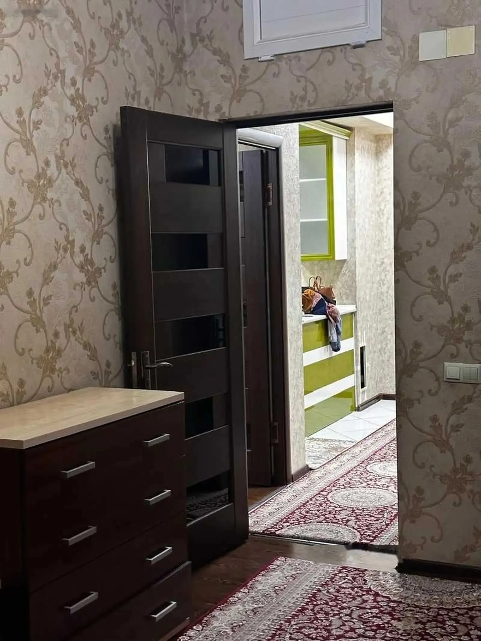 2-комн. квартира, 5 этаж, 50м², Фирдавси