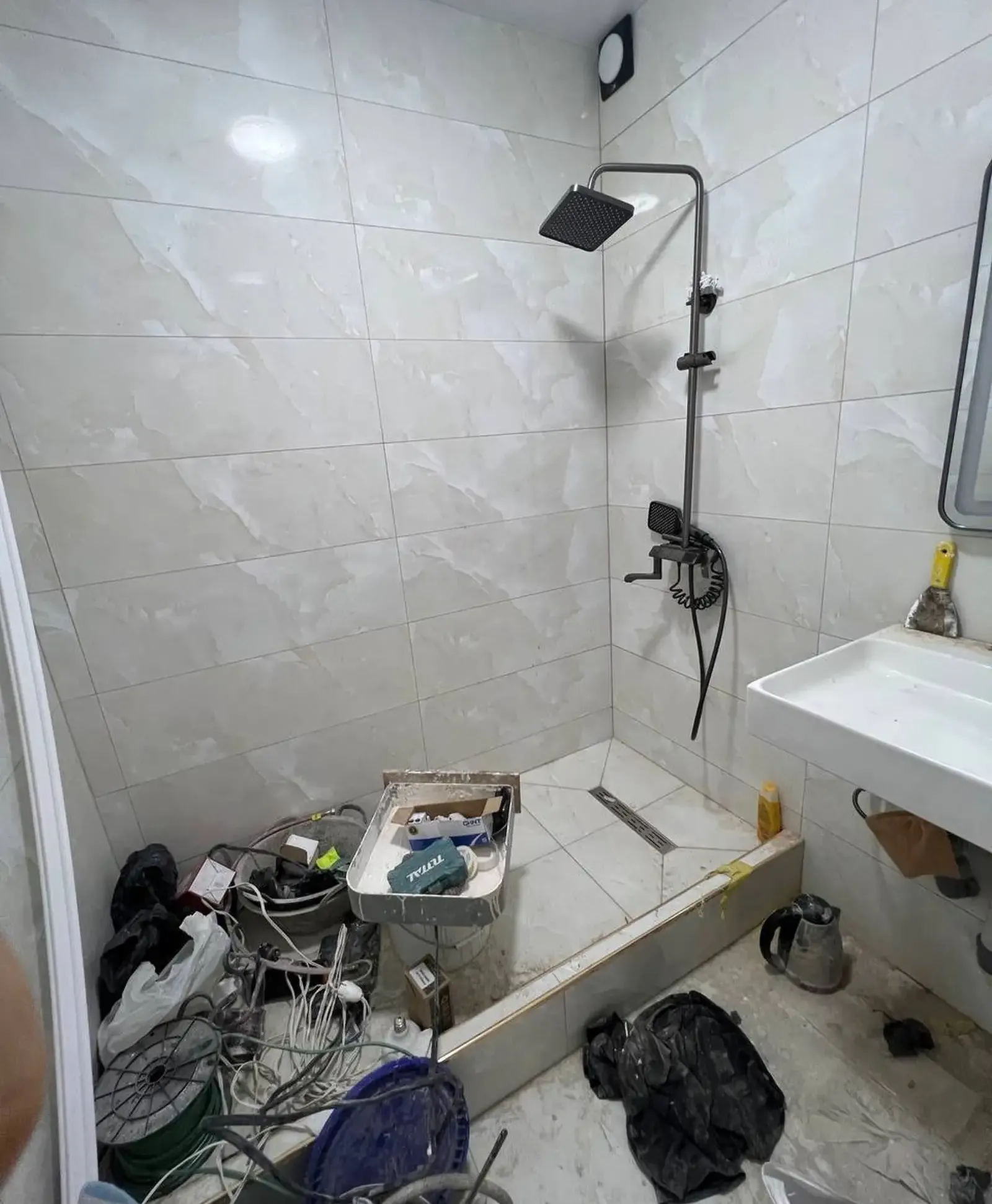 3-комн. квартира, 8 этаж, 85 м², И Сомони — фото 11