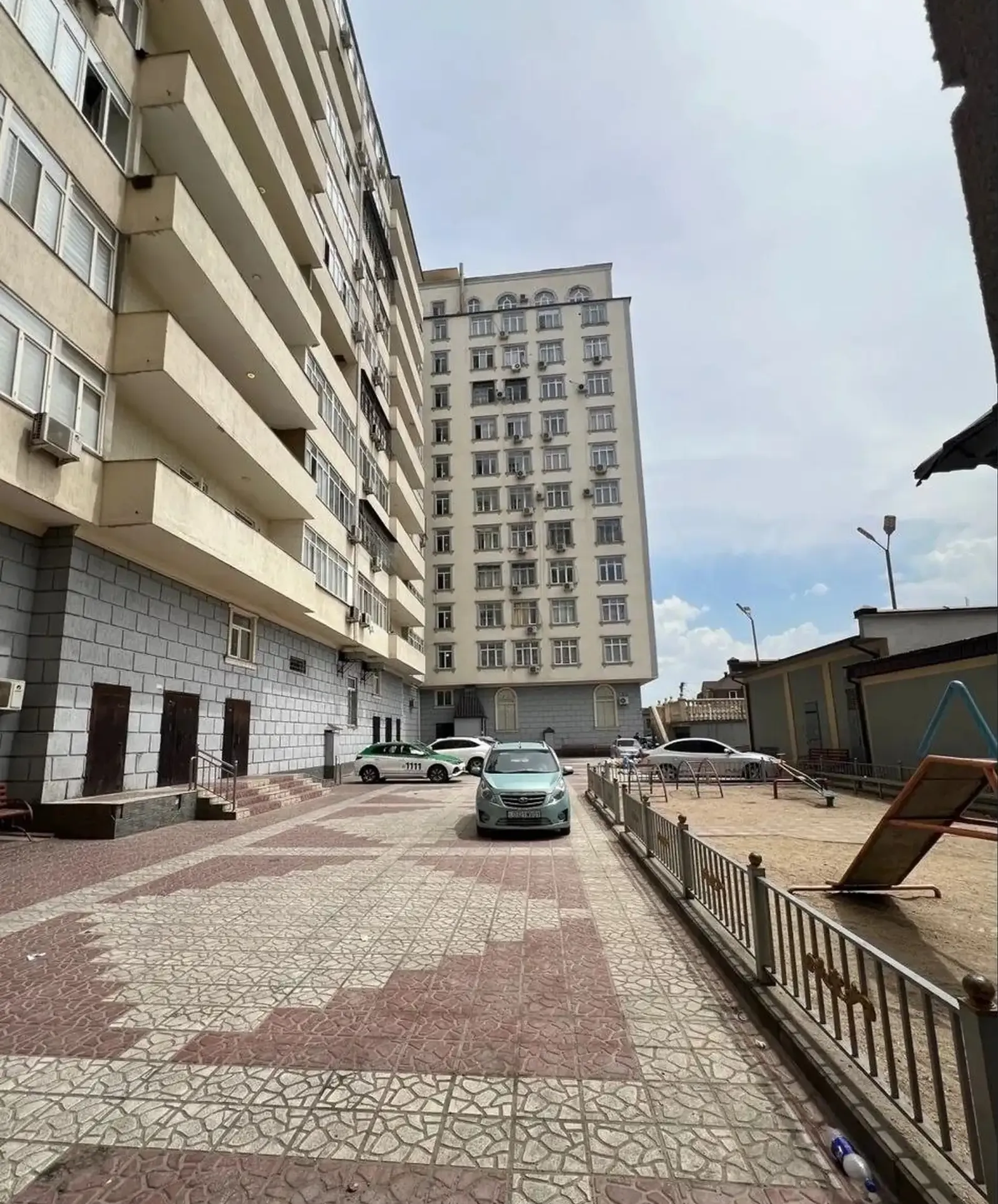 2-комн. квартира, 7 этаж, 52 м², Сомони — фото 2