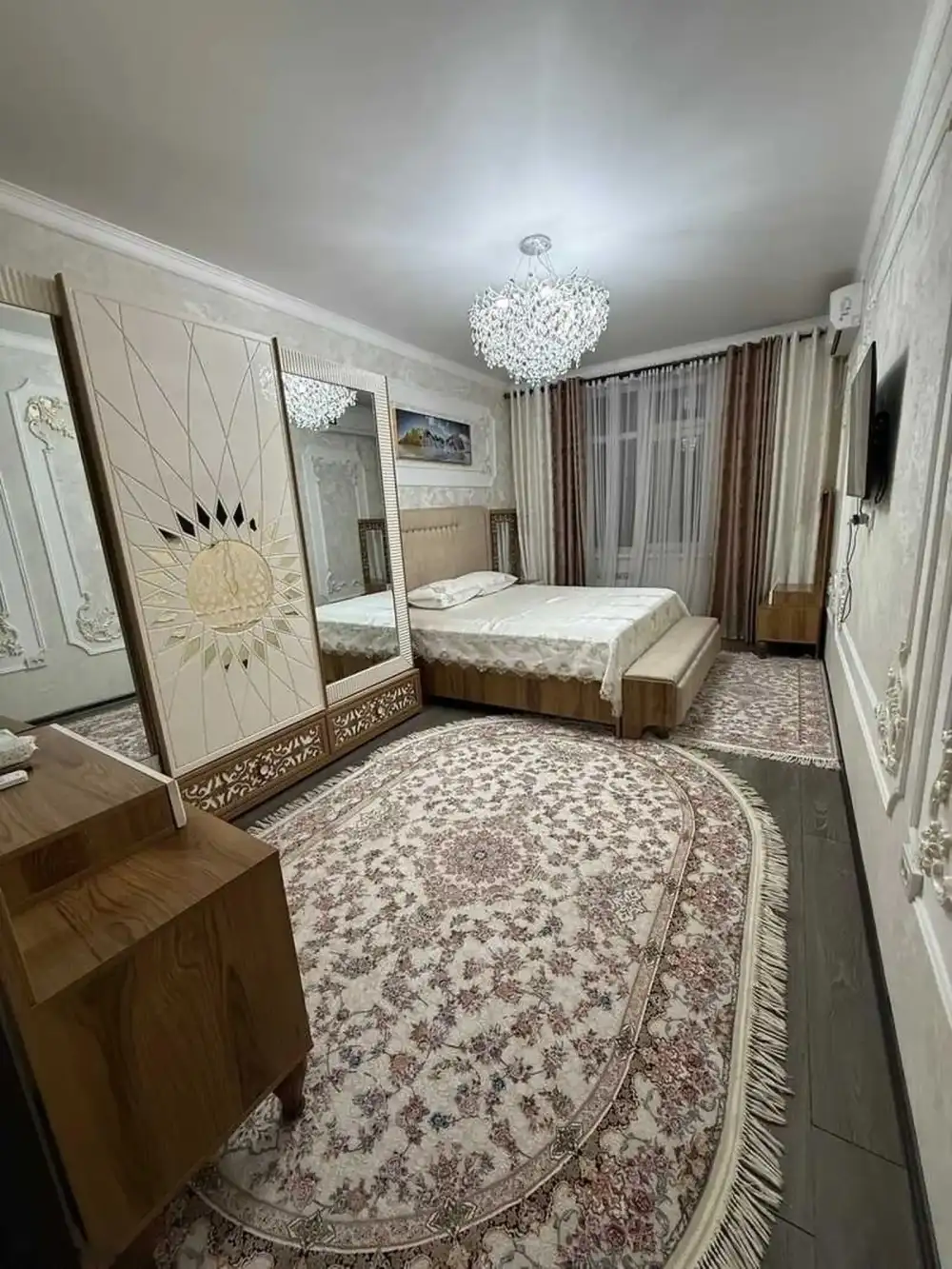 3-комн. квартира, 10 этаж, 90м², доми ёвар