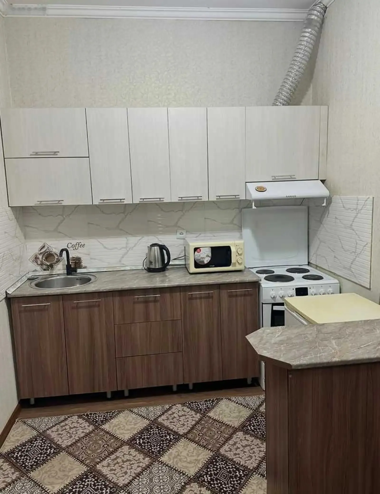 2-комн. квартира, 4 этаж, 64м², дом печать