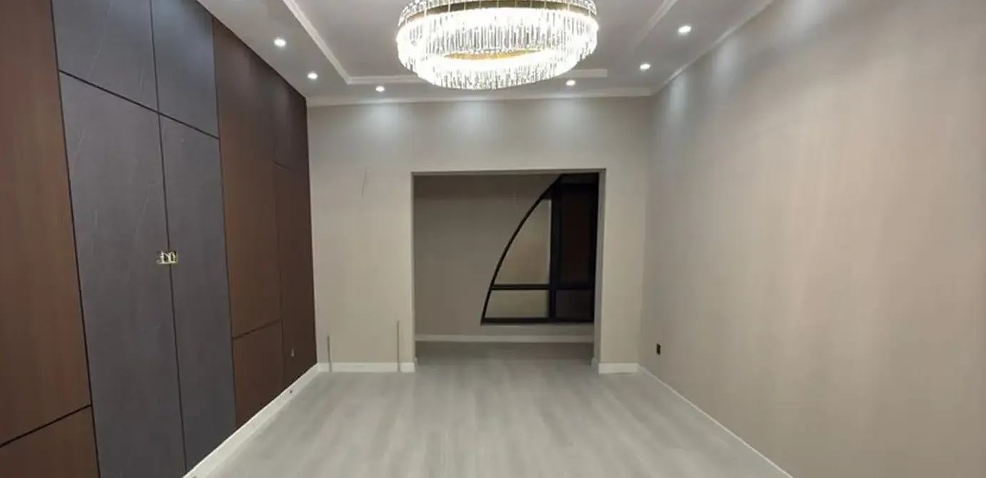 3-комн. квартира, 16 этаж, 102 м², И Сомони — фото 2
