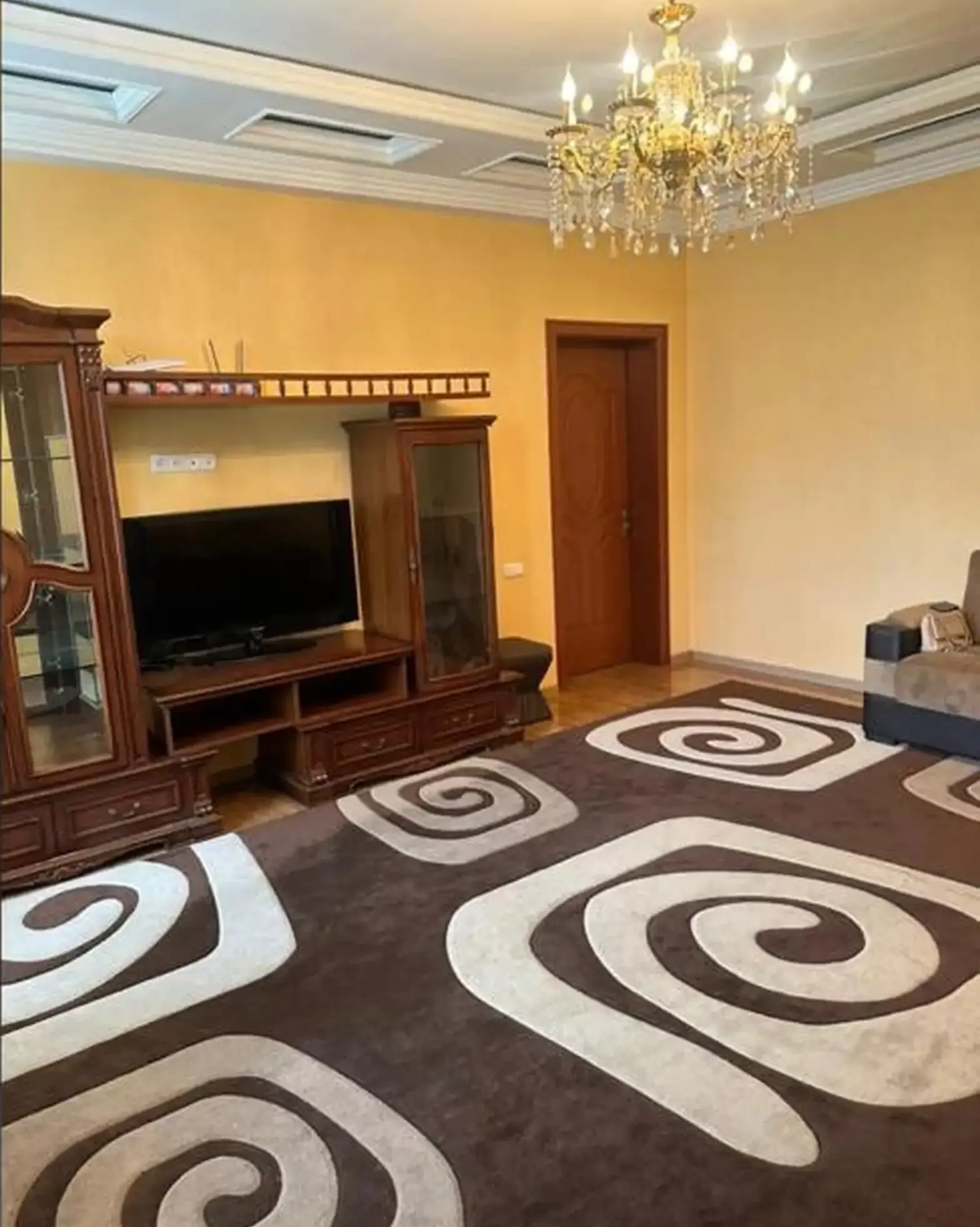3-комн. квартира, 8 этаж, 120м², И. Сомони — фото 4
