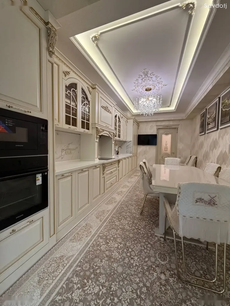 4-комн. квартира, 11 этаж, 220м², сомони
