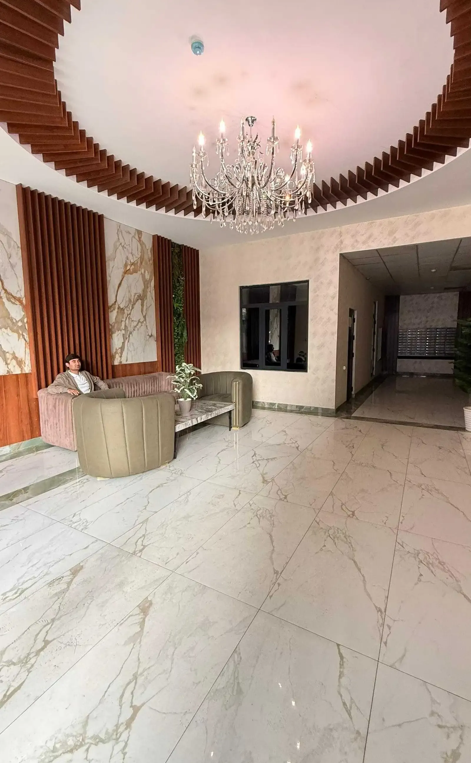 2-комн. квартира, 15 этаж, 61 м², Исмоили Сомони — фото 8