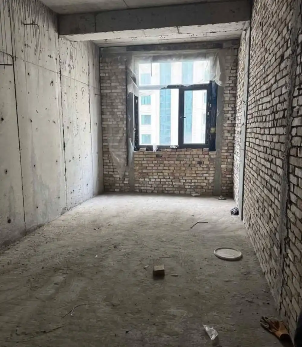 4-комн. квартира, 19 этаж, 159 м², Сомони — фото 2