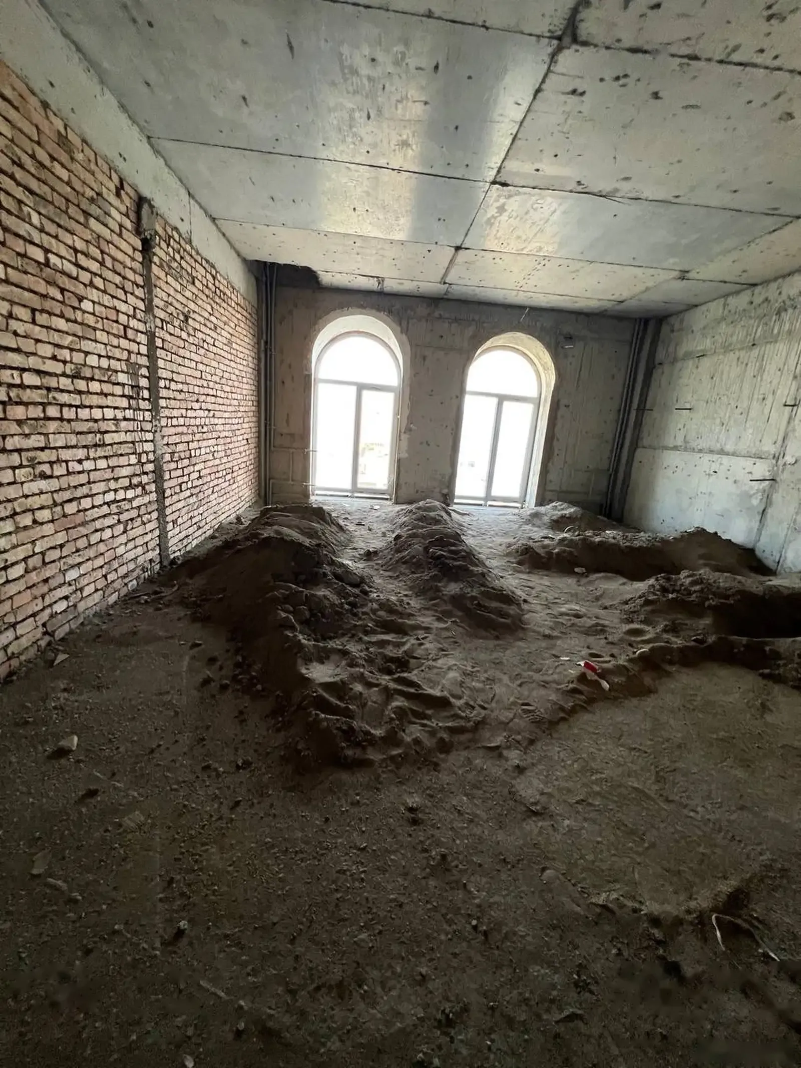 3-комн. квартира, 17 этаж, 151 м², И. Сомони — фото 3