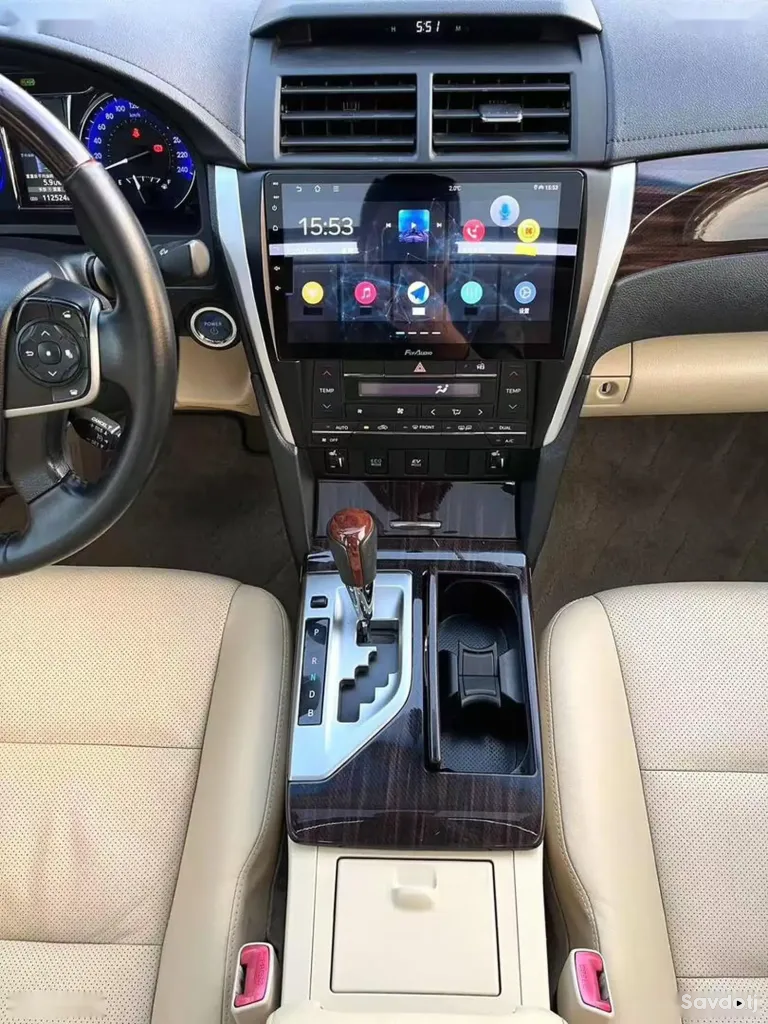 Toyota Camry, 2016