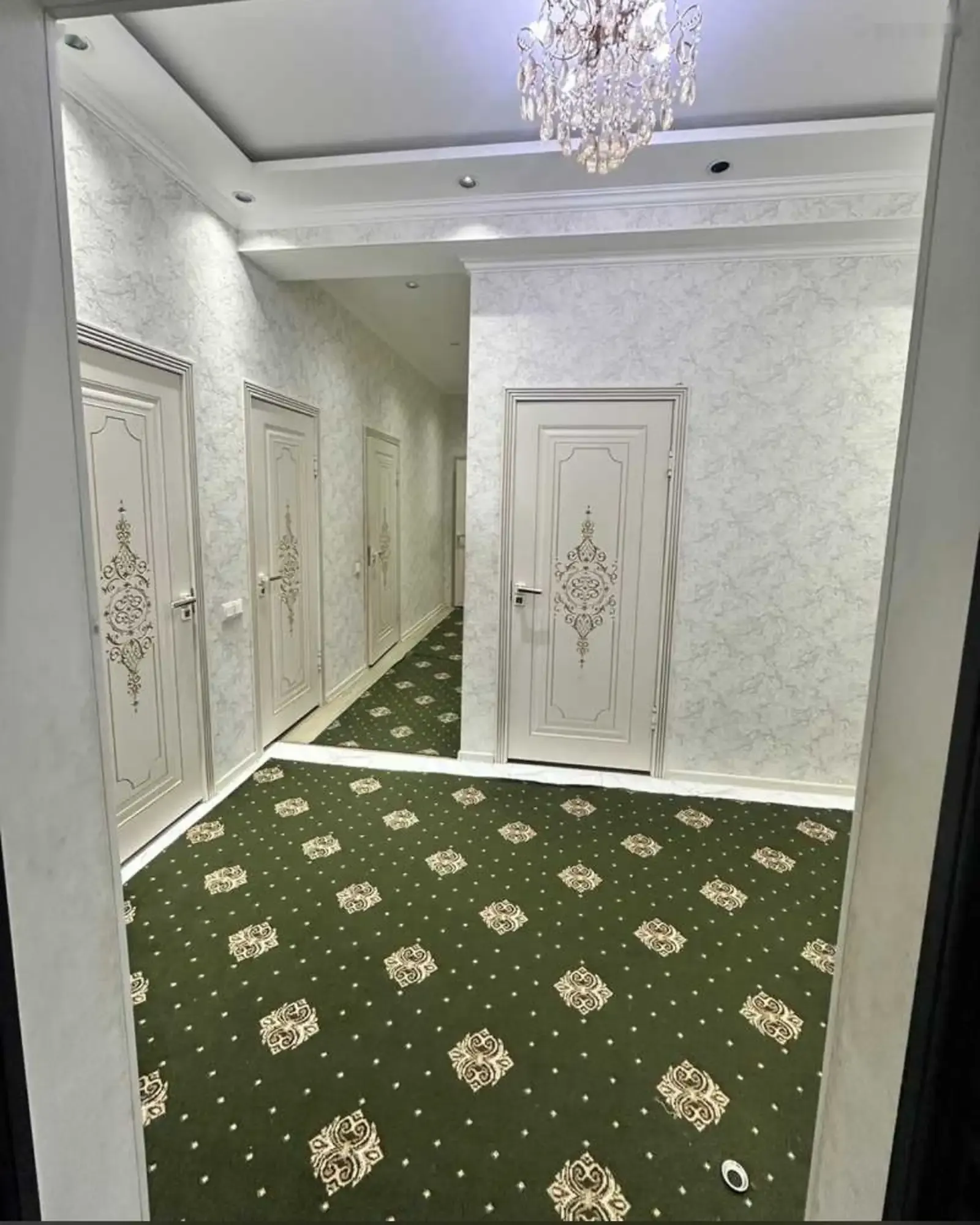 2-комн. квартира, 8 этаж, 90м², Шохмансур 3 баз