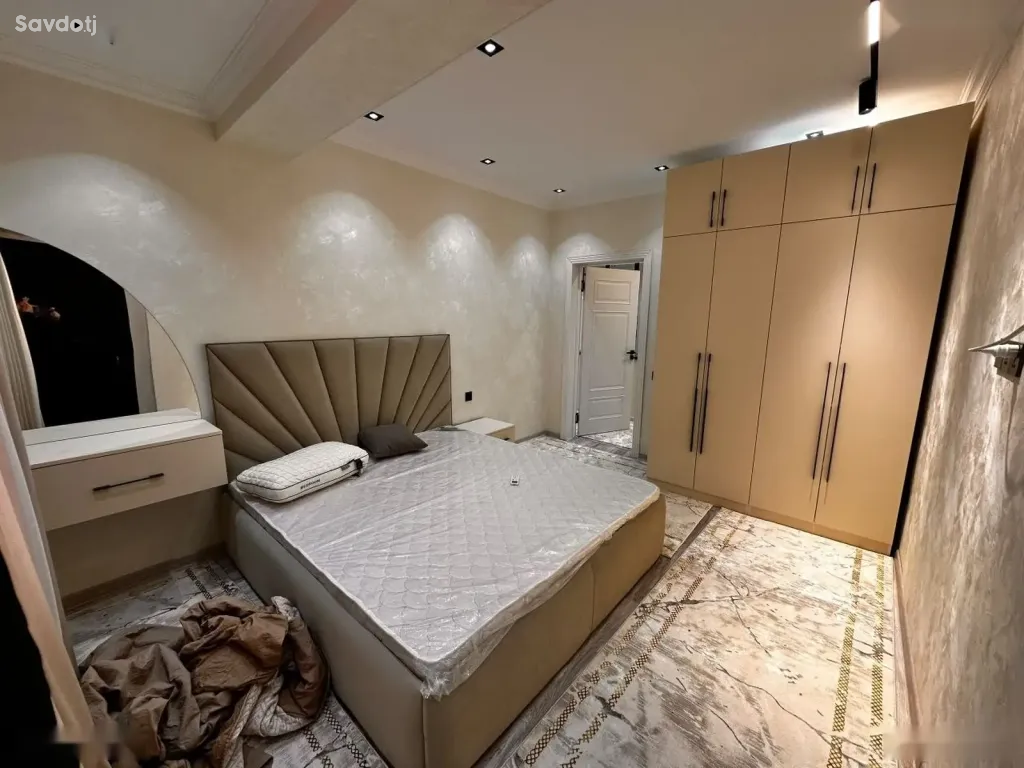 3-комн. квартира, 2 этаж, 80м², Сино