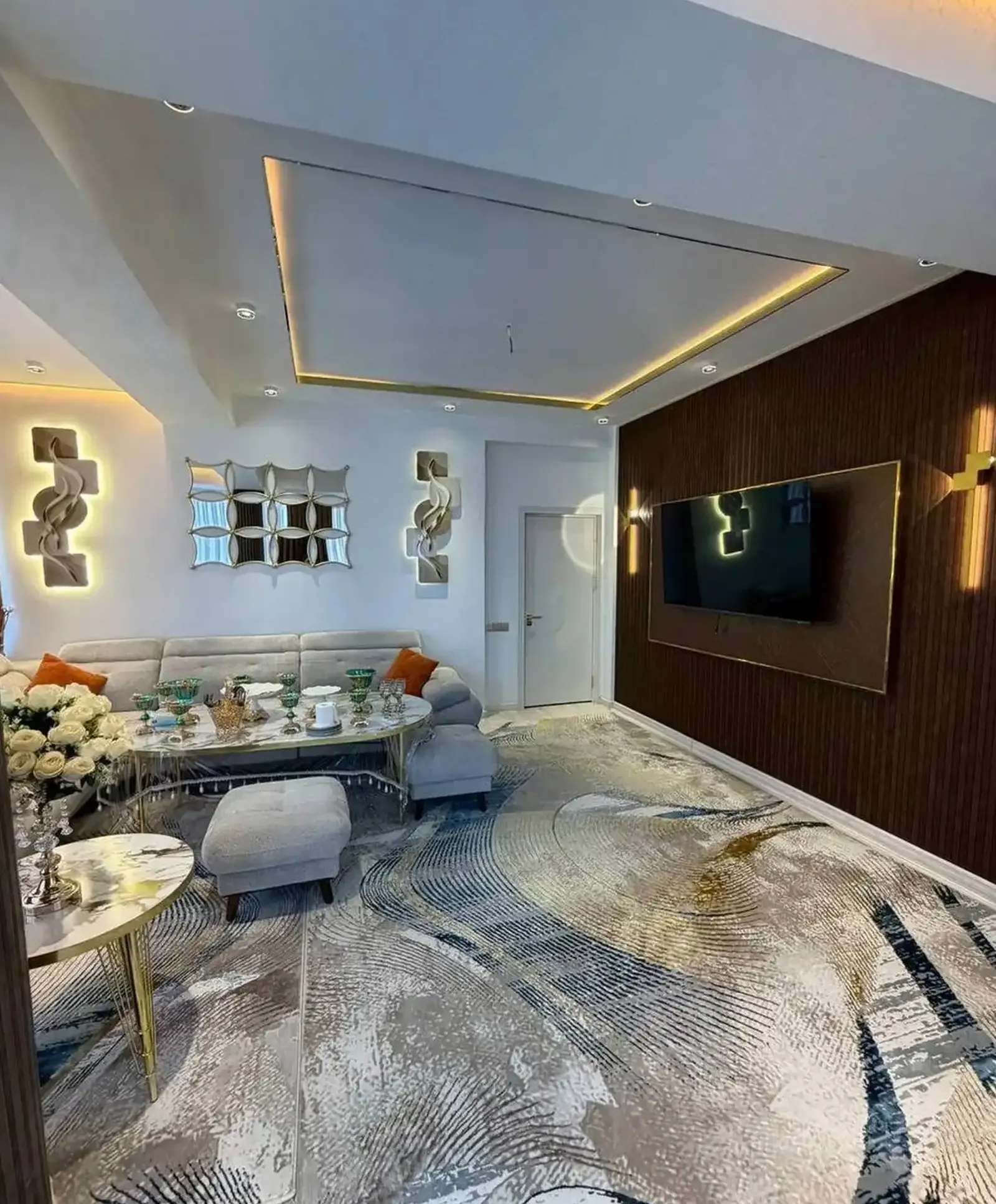 3-комн. квартира, 7 этаж, 117 м², Исмоили Сомони, Мехргон — фото 3