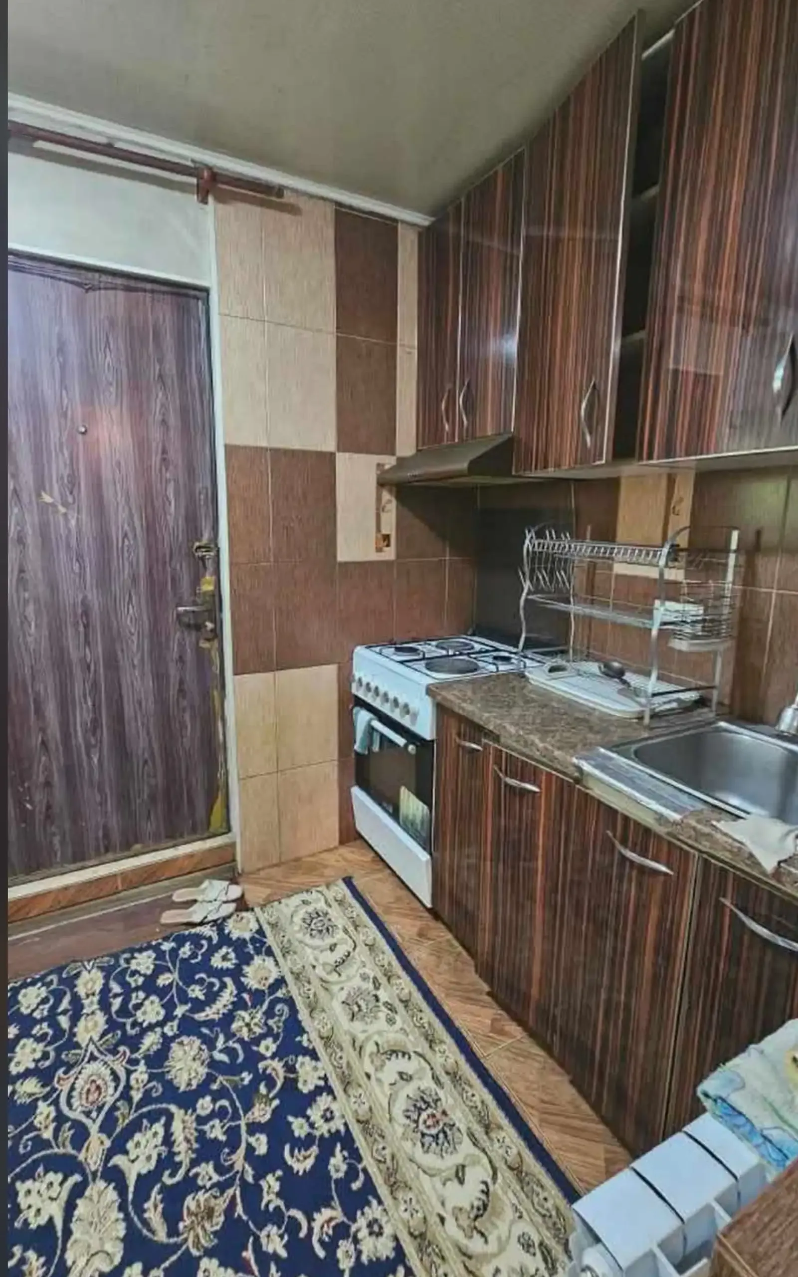 3-комн. квартира, 1 этаж, 60м², фирдавси