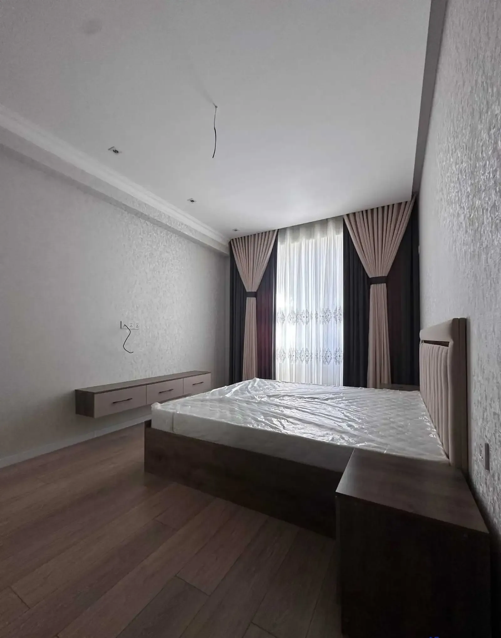 3-комн. квартира, 10 этаж, 92 м², Сино, 104 мкр — фото 4