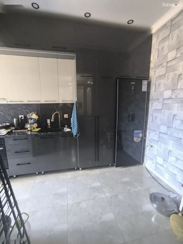 3-комн. квартира, 2 этаж, 100 м², Фирдавси