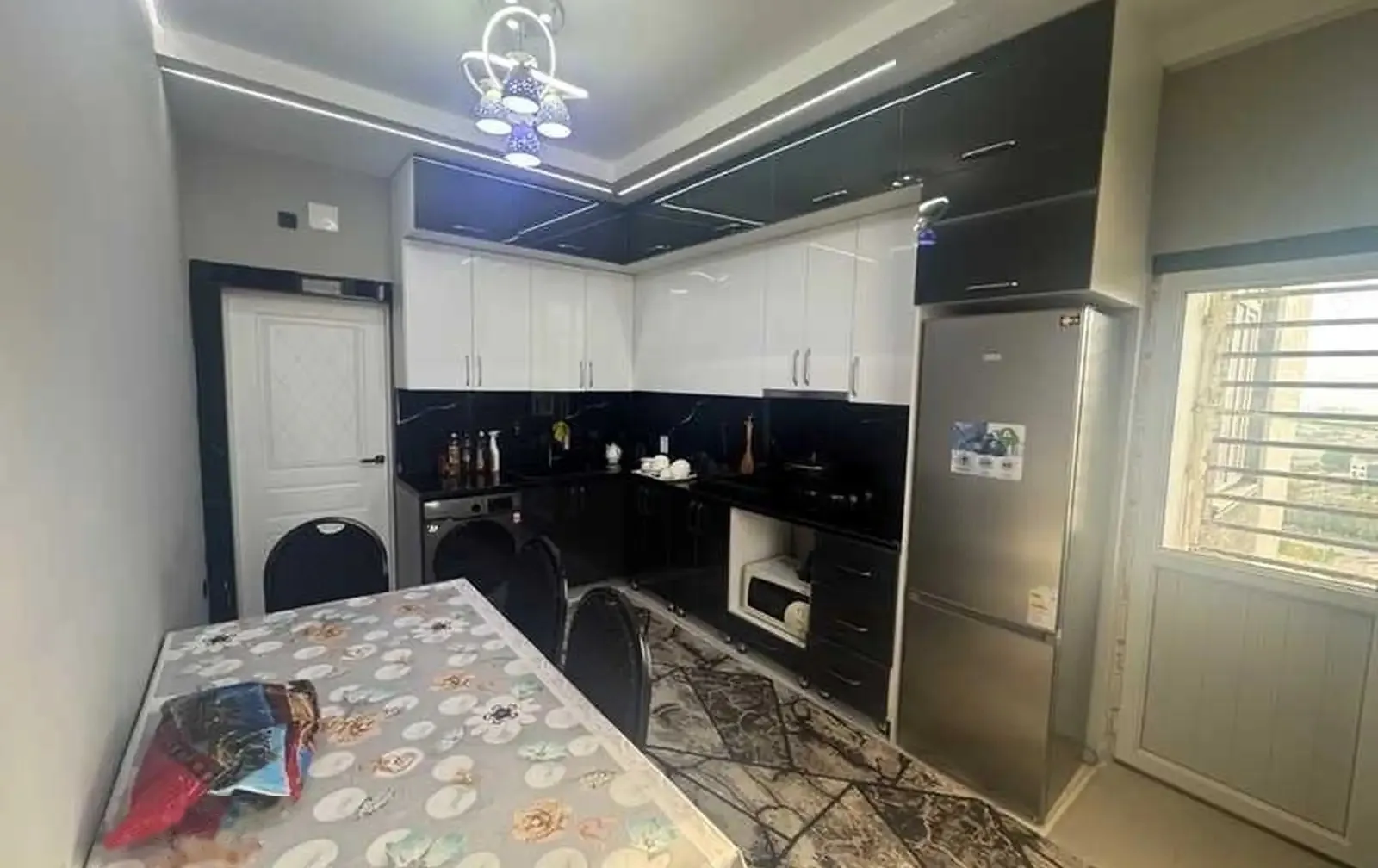 2-комн. квартира, 14 этаж, 70м², Фирдавси — фото 8