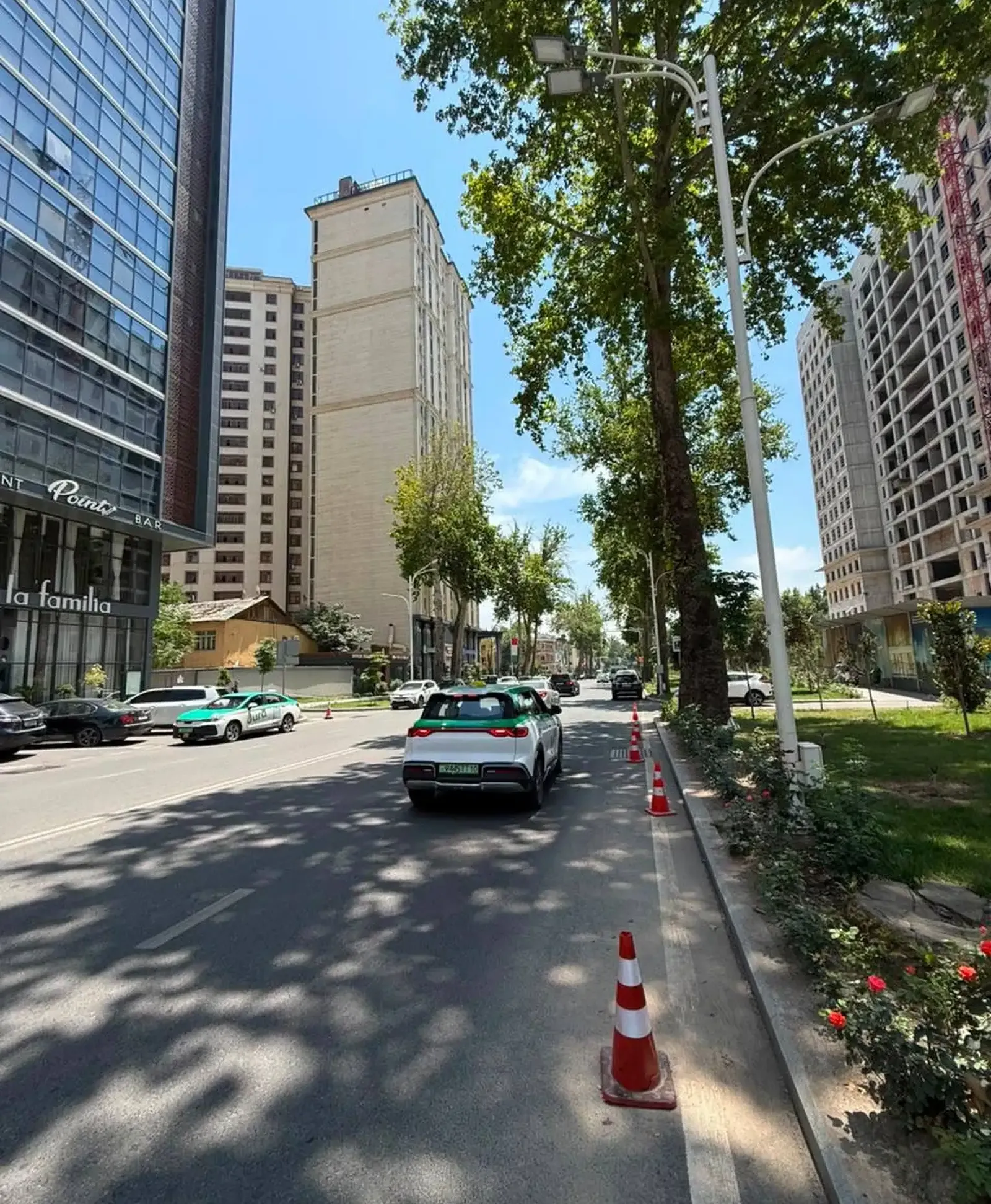 3-комн. квартира, 15 этаж, 126 м², Сомони — фото 2