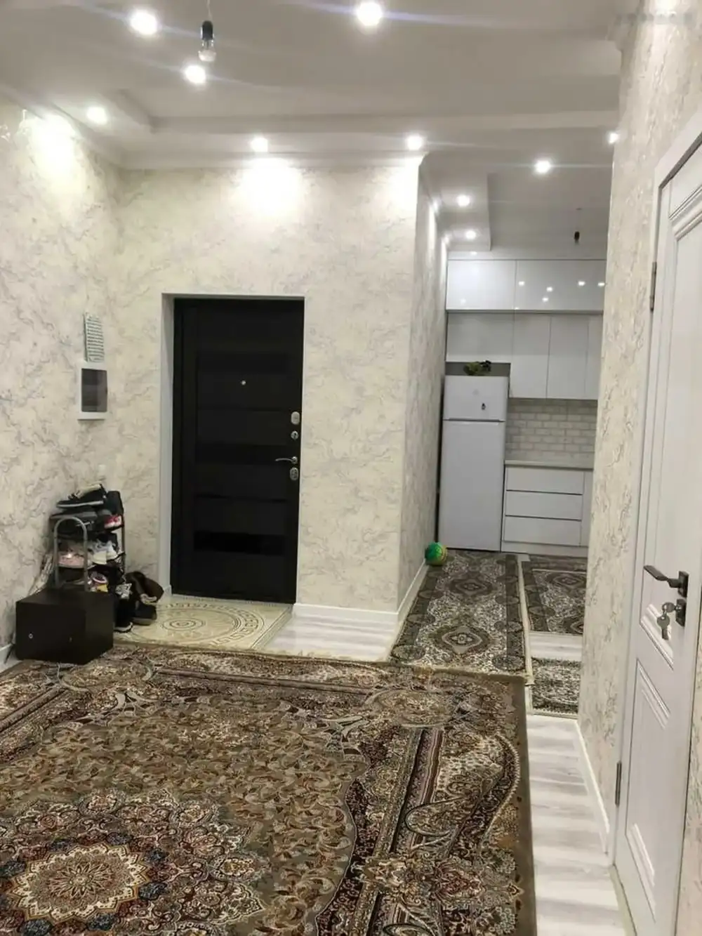 2-комн. квартира, 18 этаж, 80м², Шохмансур — фото 2