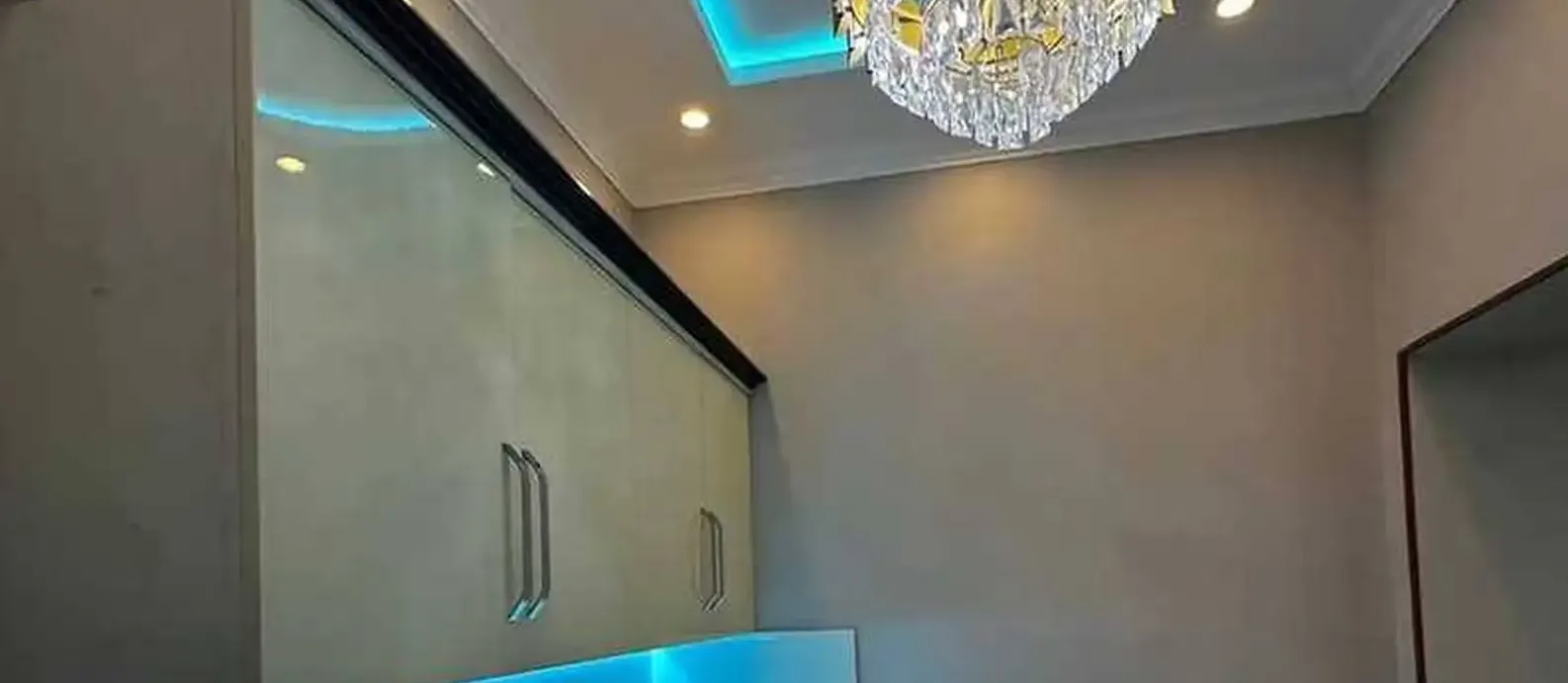 2-комн. квартира, 13 этаж, 58 м², Профсоюз
