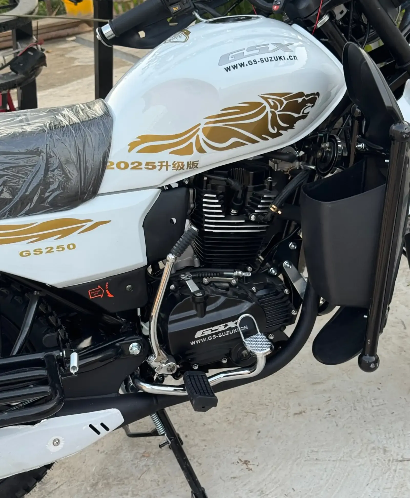 Мотоцикл Suzuki GSX 250