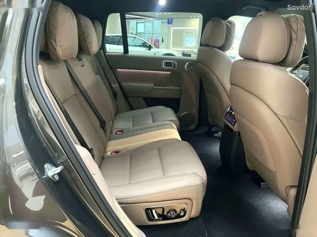 Li Auto (LiXiang) L7, 2025