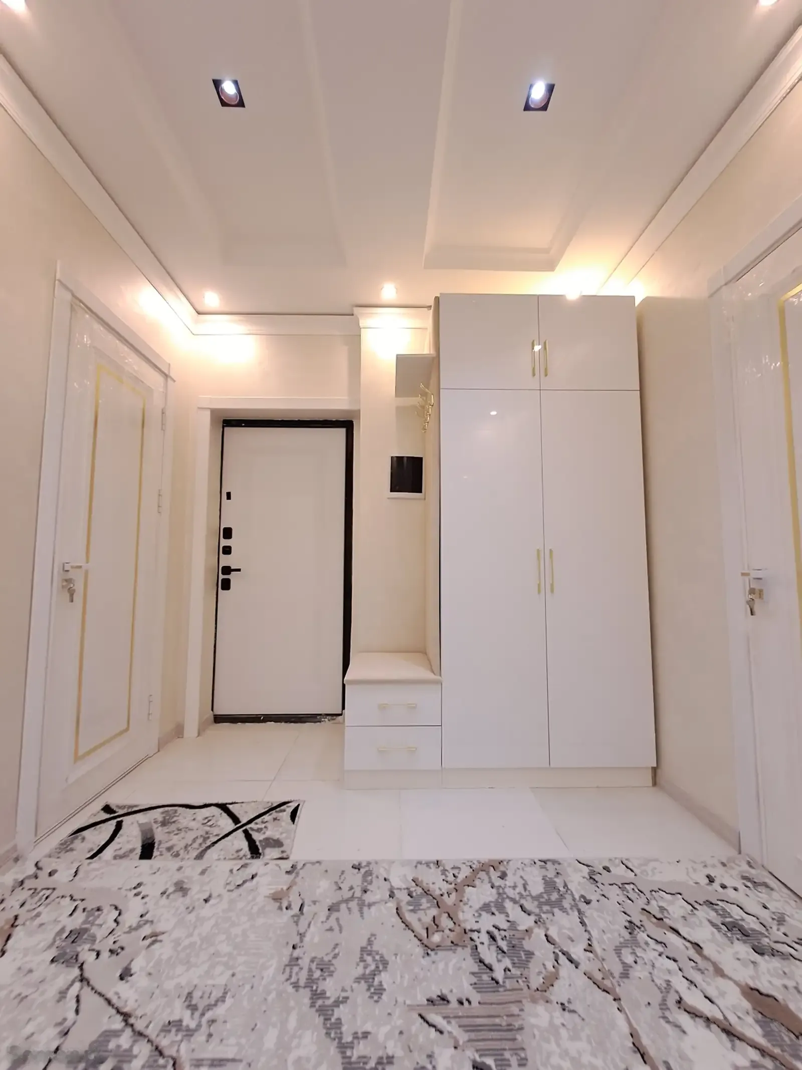 2-комн. квартира, 11 этаж, 65 м², 12мкр — фото 10