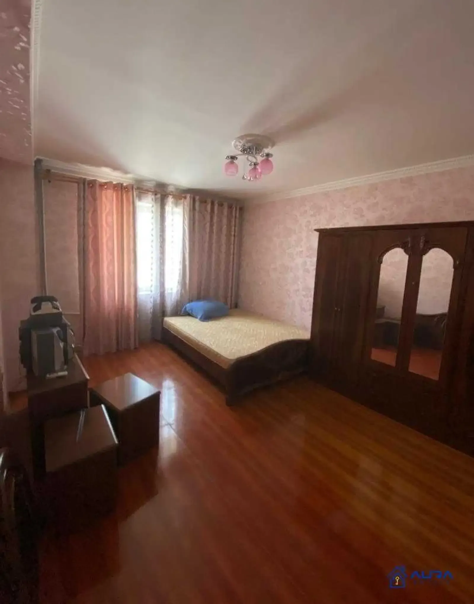 3-комн. квартира, 3 этаж, 88м², Сино
