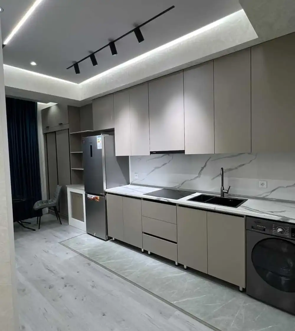 2-комн. квартира, 5 этаж, 55м², ОВИР, Гранд Отель