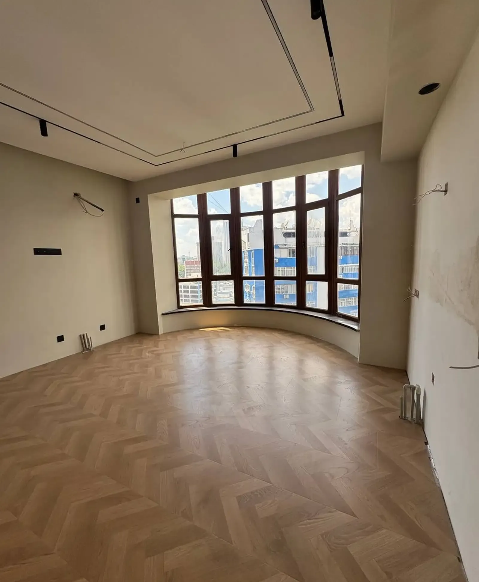 5-комн. квартира, 10 этаж, 170 м², Исмоили Сомони — фото 10