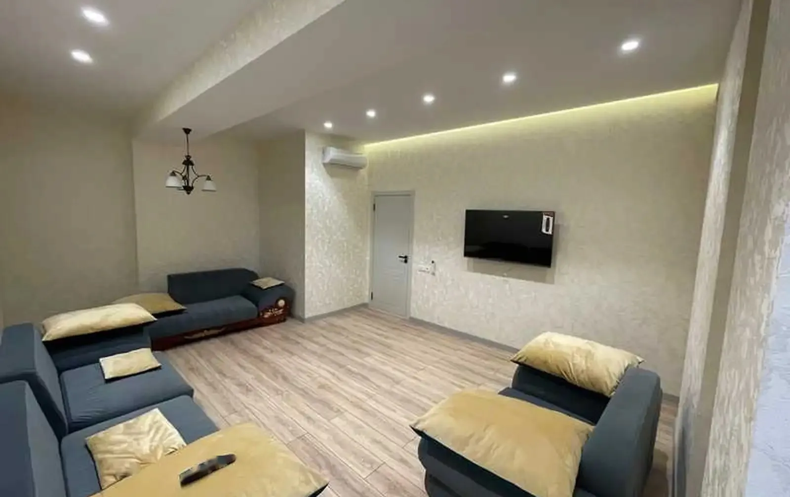 2-комн. квартира, 4 этаж, 80м², И.Сомони — фото 9