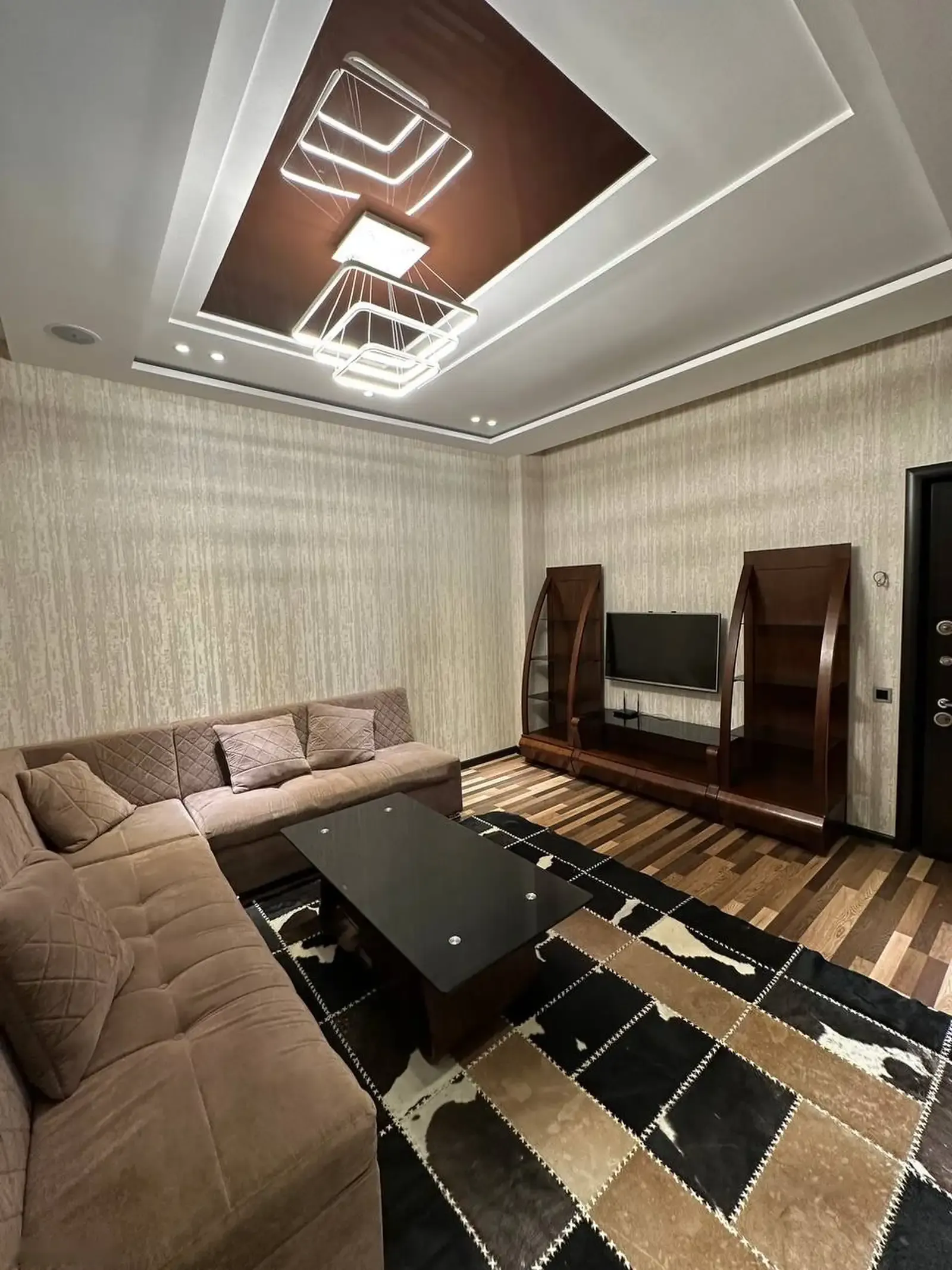 2-комн. квартира, 15 этаж, 53 м², И. Сомони — фото 5