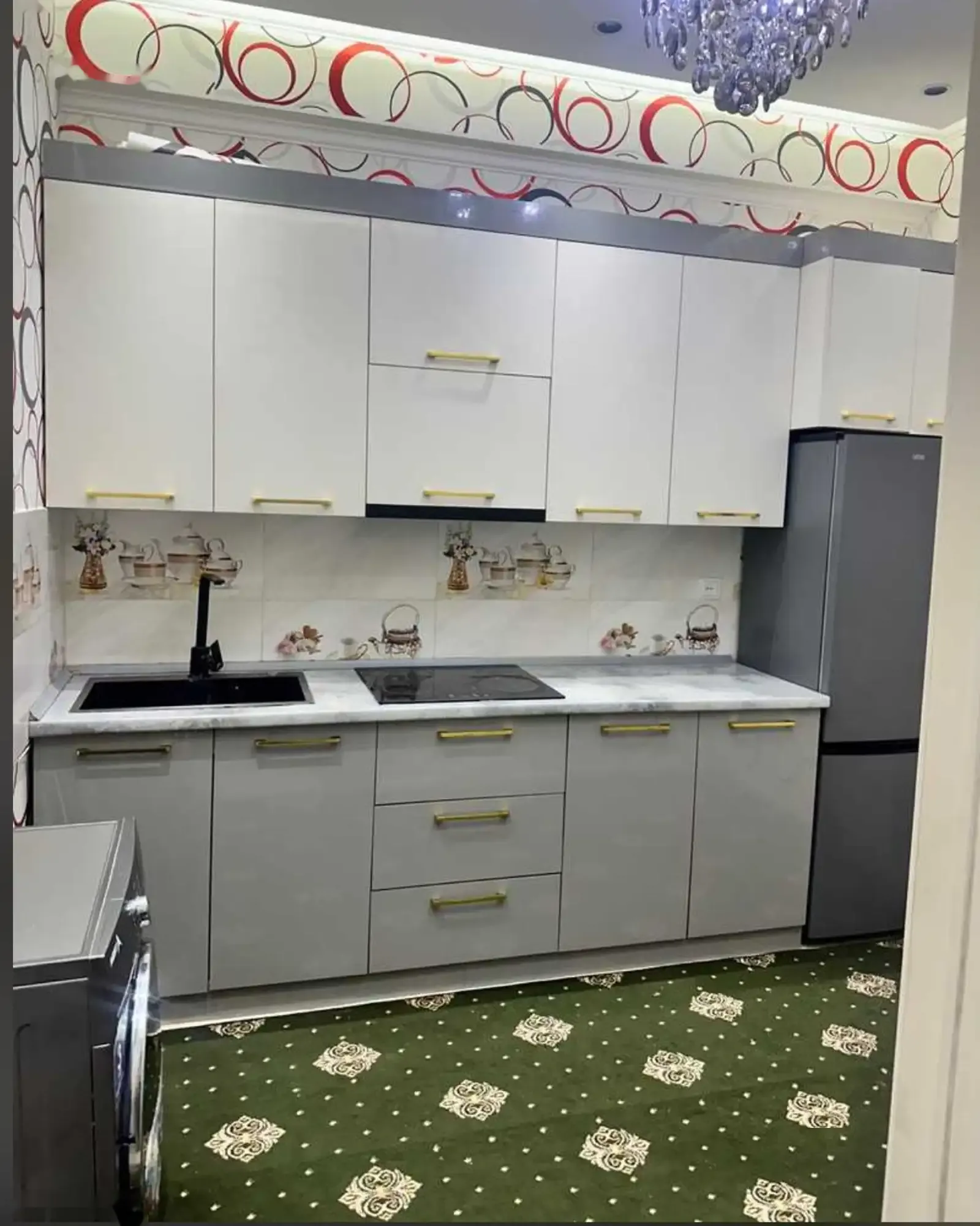 2-комн. квартира, 8 этаж, 90м², Шохмансур 3 баз