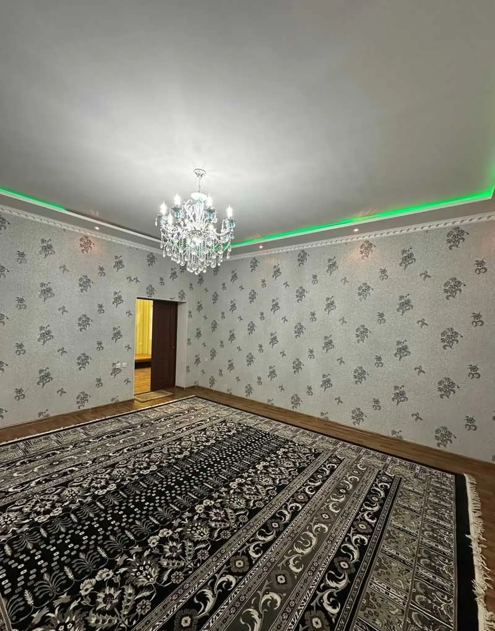 2-этажный, 6 комнатный дом, 330 м², 9 км — фото 5