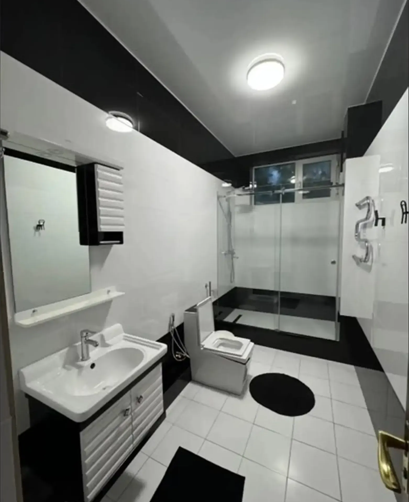 2-этажный, 12 комнатный дом, 450 м², И. Сомони — фото 5