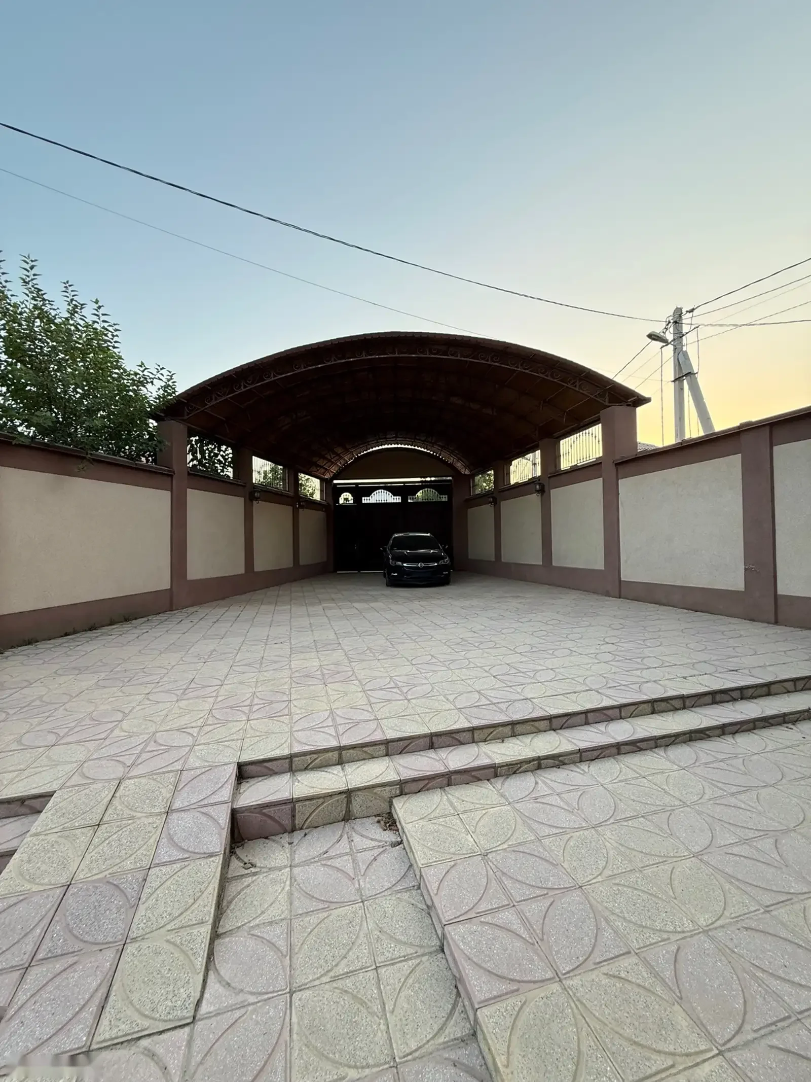 3-этажный, 10 комнатный дом, 1000 м², Зарафшон, Чорьякарон, Национальный парк, Района Сино — фото 11