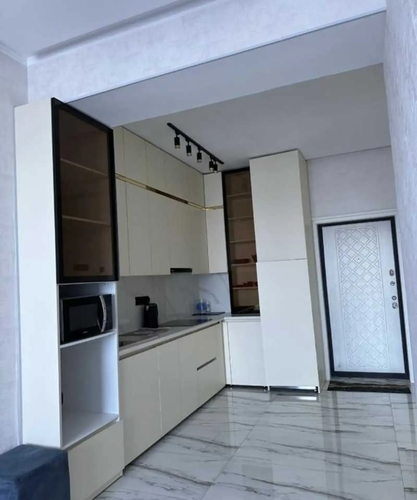 1-комн. квартира, 16 этаж, 50 м², И.Сомони. Спартак