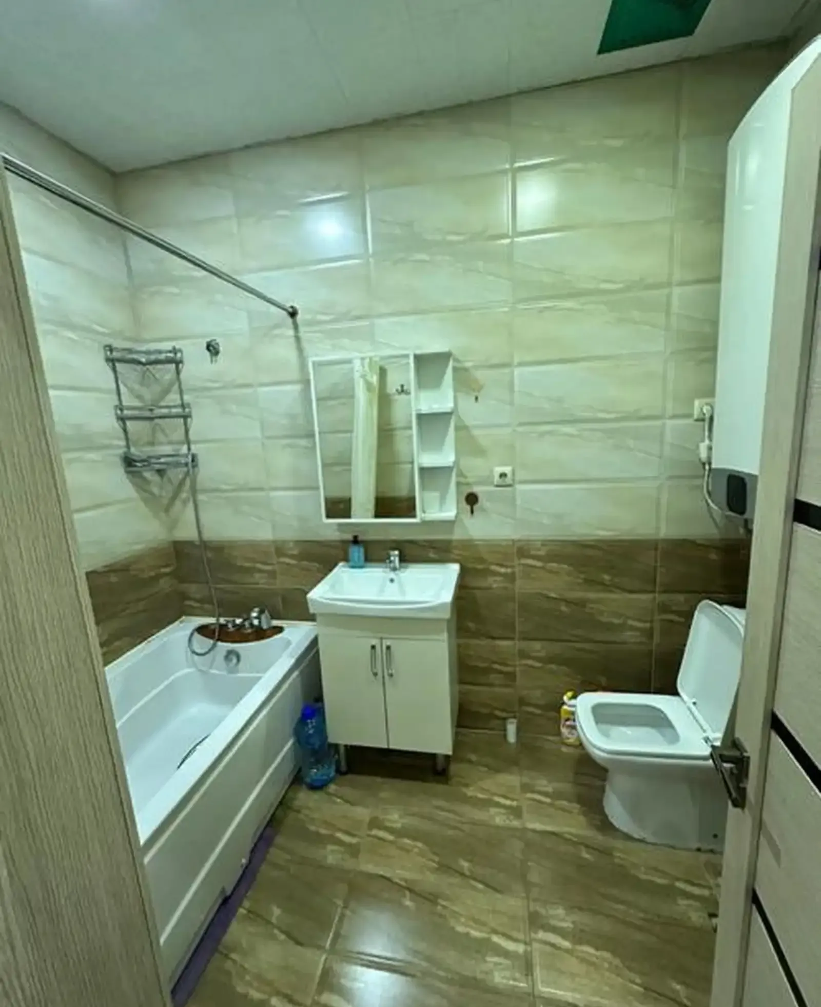 3-комн. квартира, 6 этаж, 76м², Сомони — фото 3