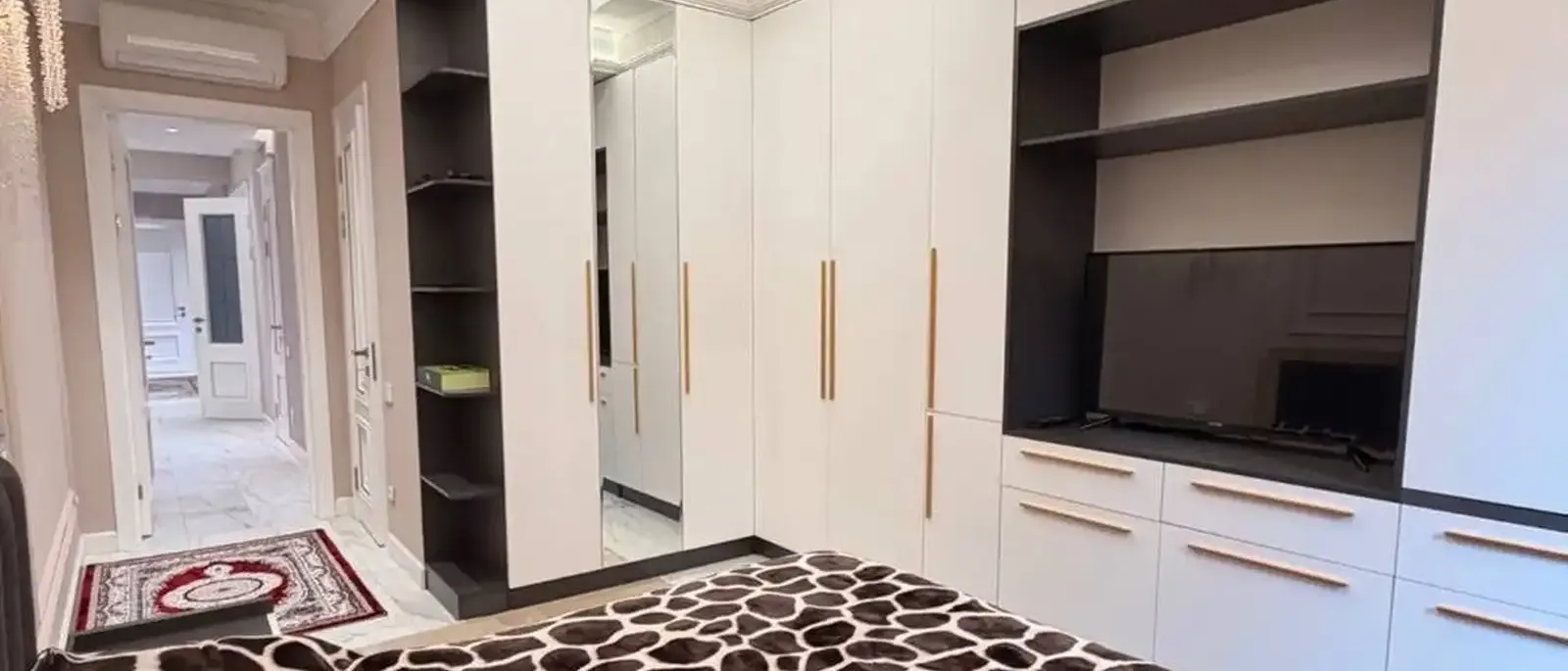 4-комн. квартира, 8 этаж, 133 м², н.Шохмансур,ру ба ру Гуля Голд — фото 5