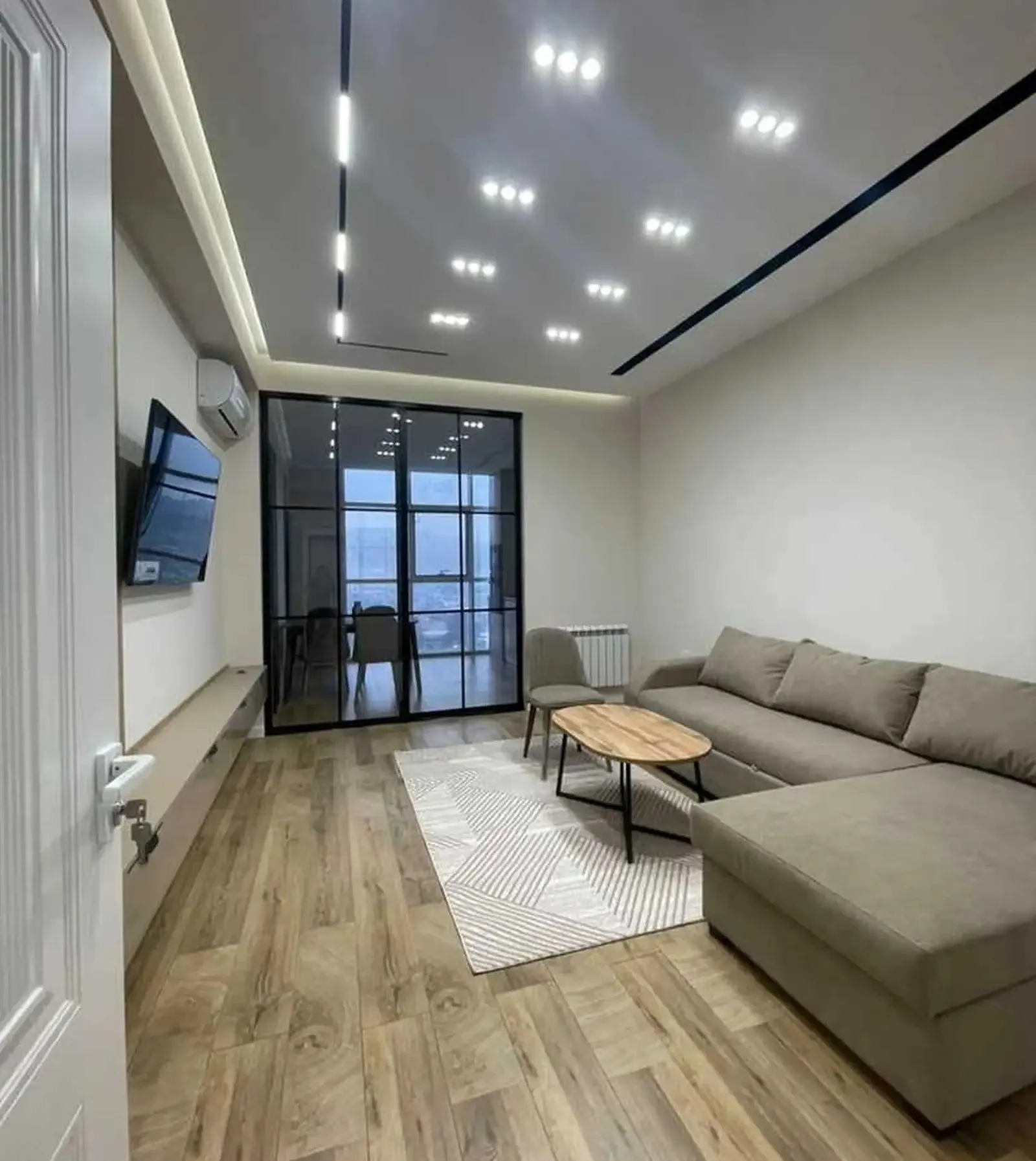 2-комн. квартира, 14 этаж, 65м², И.Сомони — фото 2